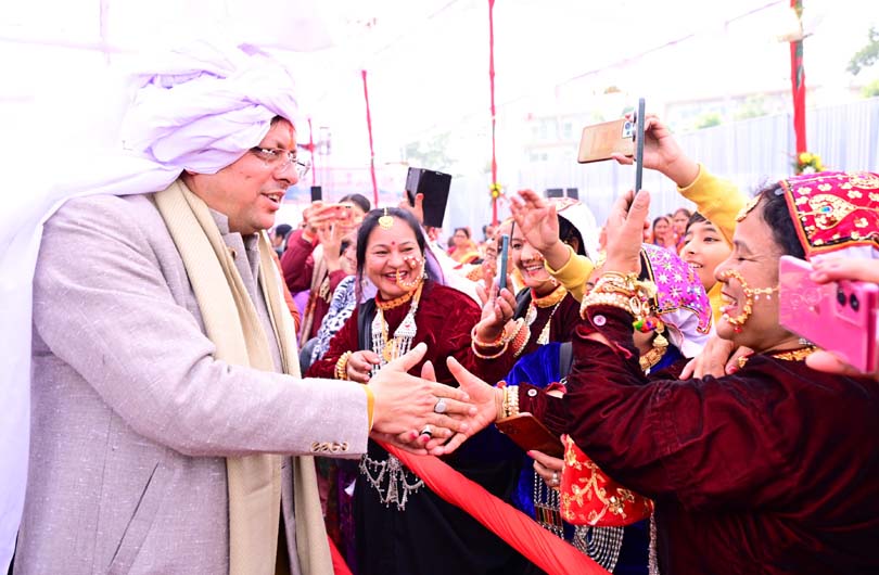 chief-minister-dhami-inaugurated-the-29th-uttarayani-fair-in-bareilly
