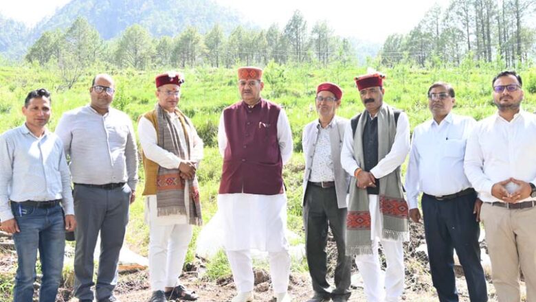 कृषि मंत्री गणेश जोशी ने जरमोला राजकीय उद्यान किया स्थलीय निरीक्षण