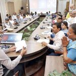 डीएम सविन बंसल का ‘जनता दर्शन’ बना राहत का मंच, 212 से अधिक शिकायतों का त्वरित निस्तारण