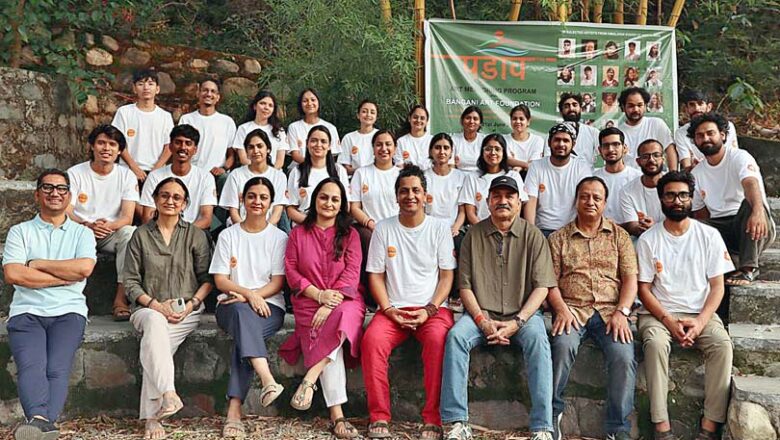 पड़ाव आर्ट मेंटरिंग प्रोग्राम 2026 : हिमालयी युवा कलाकारों के लिए सीख, संवाद और रचनात्मक चिंतन का साझा मंच