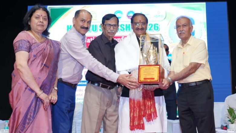 देश के पहले लेखक गांव में आयुर्वेद विशेषज्ञों का राष्ट्रीय मंथन, शोध और नवाचार पर जोर
