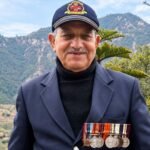 हिमालय का ‘योद्धा’ 84 की उम्र में भी मैदान में: एसपी चमोली के छह दशक के साहस को सलाम!